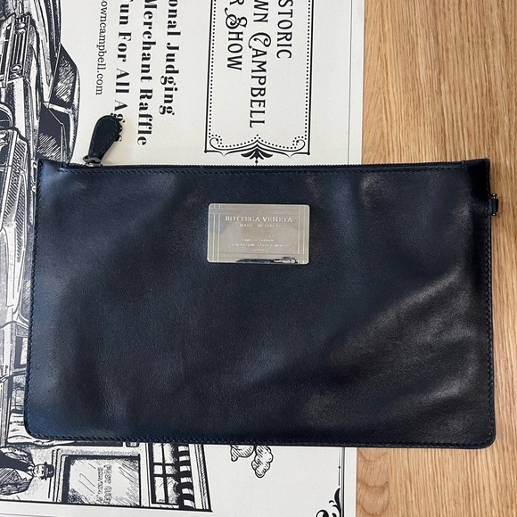 Bottega Veneta Cabat Crystal - Picture 16 of 17